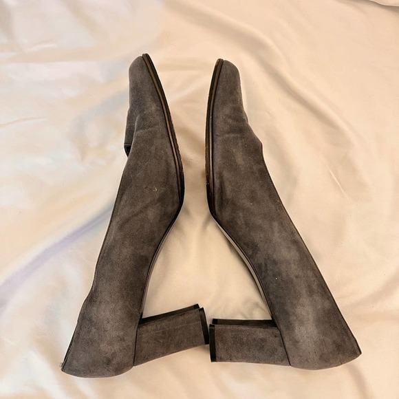 Stuart Weitzman Marymid Grey Suede 90s Mom Style Pump Heel Size 9 - Picture 11 of 14